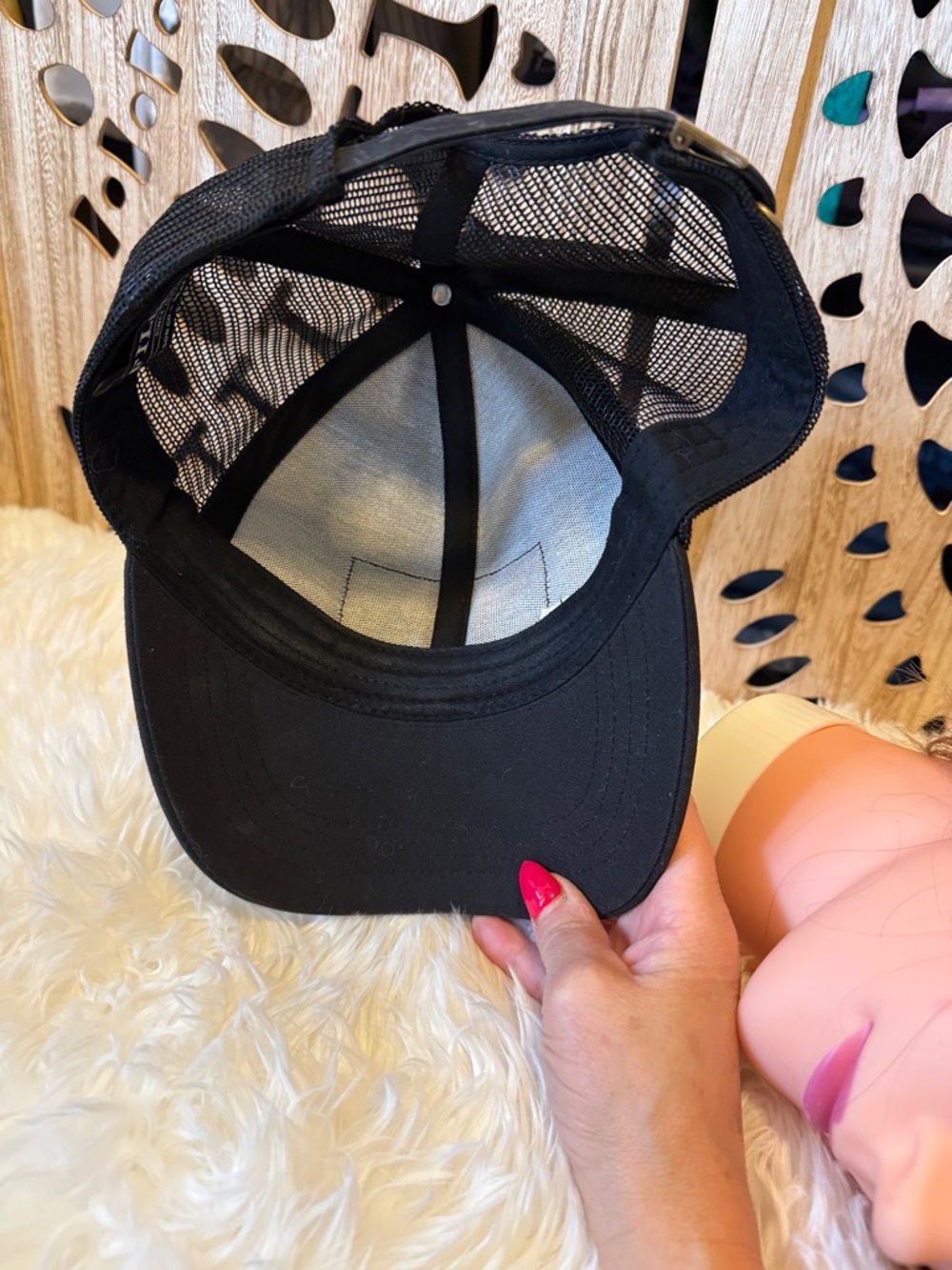 Filson Black Logo Patch Trucker Hat - Picture 6 of 7